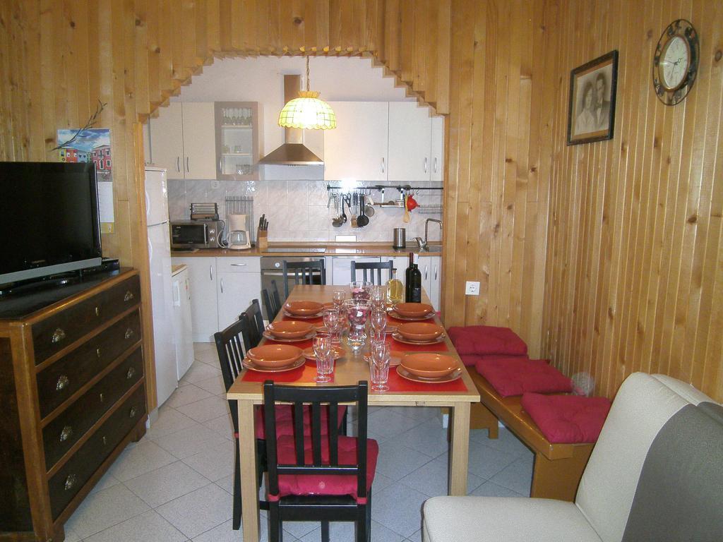 Holiday Home Lorraina Stivan Exterior photo
